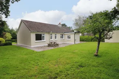 Image de Rowantree, family friendly, with open fire in Beaufort, County Kerry