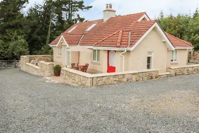 Image de Cnoc Suan, pet friendly, with open fire in Aughavas, County Leitrim