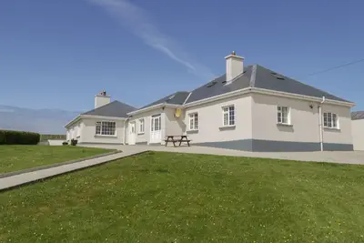 Erris Head House, family friendly in Belmullet, County Mayo