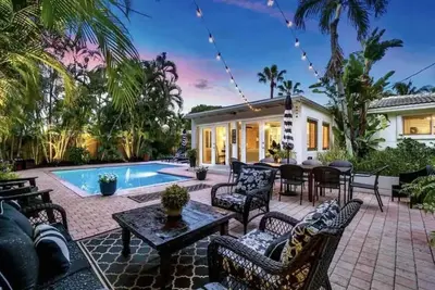 Image de Paradise Point 3/2 Pool Home in East Delray