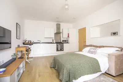 Image de Queens Lodge, Redhill