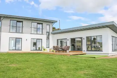 Beach House, pet friendly, with open fire in Courtown, County Wexford