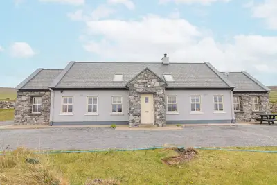 Image de CÚNNA BÁN, family friendly, with open fire in Fanore, County Clare