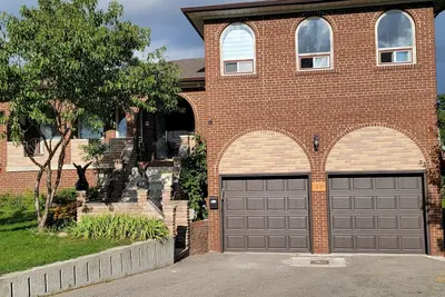 Image de 4 bedroom Apt, 1Floor, 9 people stay, private graden
