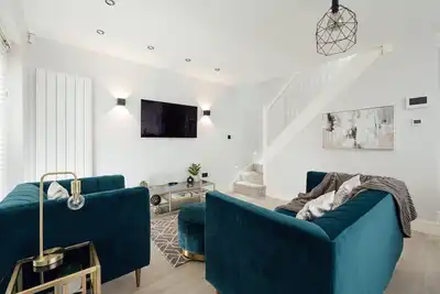 Image de Inviting 2br House in Dorking