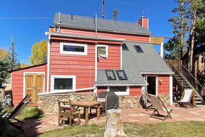 Image de Kid and Pet friendly House with Views!