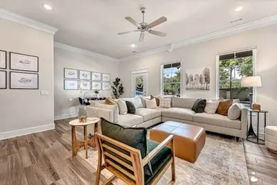 Image de Fayetteville Home Luxury Living Walk to University of Arkansas