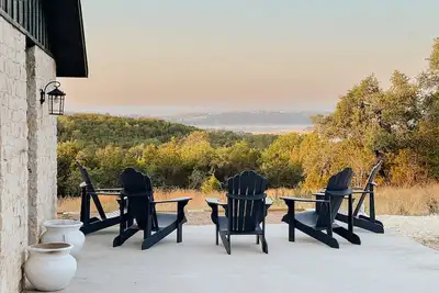 Image de LakeTravis Great Views Sleeps 6