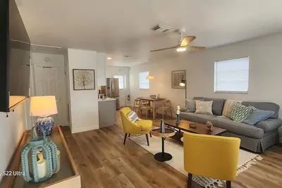 Image de Sunset Villa 3. 3 Beach & Parking\n\n