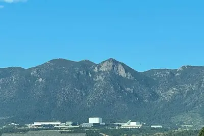 Image de 2 King Tmprpedc Beds 2. 6mi to Usafa @ Northgate Gleneagle /36\" drs/Private Entry