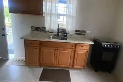 Image de Vee's Country Apartments #2