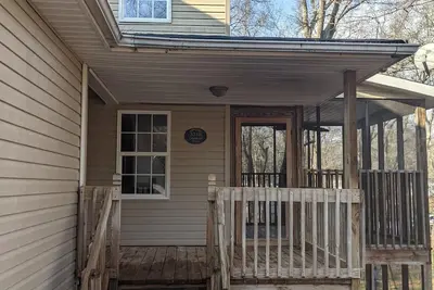 Image de Gorgeous 2br/2ba townhome on Lake Hartwell with shared dock privileges
