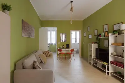 Image de Two-Room Petronius House