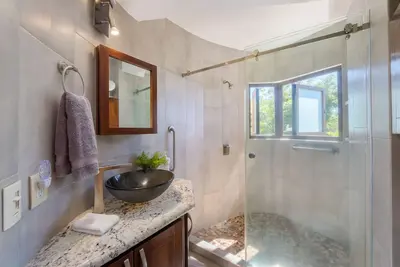 Image de Amapas Gem! Minutes walk to Zona Romantica! Pool and 2-3 minute walk to beach!