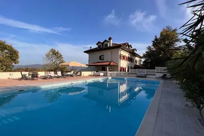 Image de Group Stay 39 Guests - Pool Tenniscourt