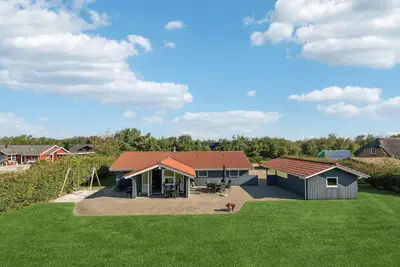 Image de Superbe maison Ă Tarm avec WiFi