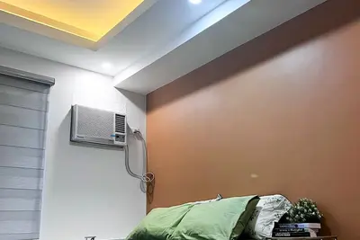 Image de Staycation By Jar\nCozy Clean & Spacious Condo Unit