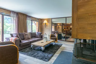 Image de Appartement de prestige avec cheminée, balcon et wifi à Val-d'Isère