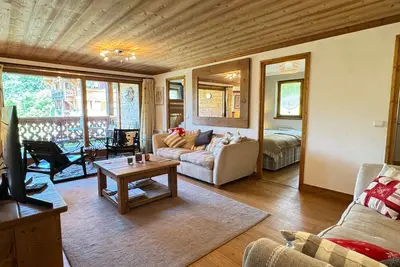 Image de Appartement 3 chambres avec balcon, proche des pistes, parking, WiFi, Tv avec Netflix et Amazon.