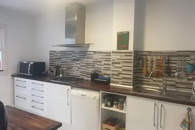 Image de HABITACIÓN Doble Con BAÑO Propio En Piso Compartido Wifi, Aire Acond CALEFACCIÓN