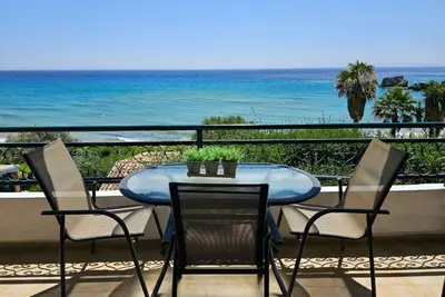 Image de Corfou Glyfada Menigos Resort 2-5