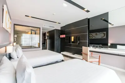 Image de Suite Grand Studio Apt Avec Bain à Remous En Face de la Plage de Pa Tong