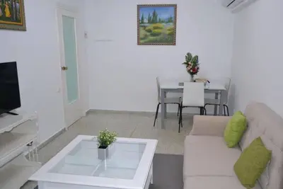 Image de A 15 minutes à pied du centre ville et de la plage Appartement 3 chambres Deluxe -esp1yr