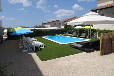 Image de Appartements Ilsad - Appartement avec piscine à 80 mètres de la mer - Excellent emplacement