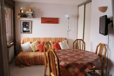Image de Rez-de-chaussée, balcon, parking, télévision, 37m², Châtel