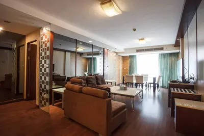 Image de 4c 2 chambres 2 salles de bain au centre-ville de Bangkok près de Bts Mrt
