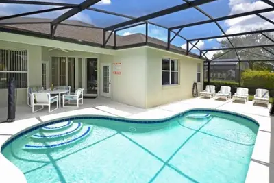 Image de Maison Exécutive 5 Chambres avec Piscine et Salle de Jeux