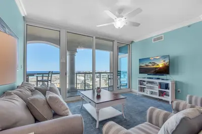 Image de 🏖️Luxury Gulf Views-Walk to Beach-Portofino Island Resort 5-603