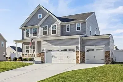 James River Cottage \nBig Cozy and beautiful new construction