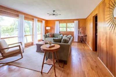Image de Rustic 3br Retreat w\/Fire Pit & Vineyard
