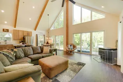 Image de Waterfront Webster Cabin w\/ Dock on Warner Lake!