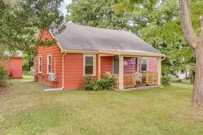 Image de Charming Watkins Glen Home w/ Yard!