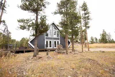 Image de Little Gem Lodge | Unique Mtn A-Frame | Hot Tub