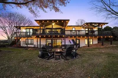 Image de The Lodge At Shaw Ranch-Cabine-Salle de bain privée séparée