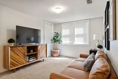 Image de Your Sacramento Escape:2br Gem w/ Laundry &Netflix