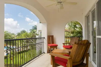 Image de Voted Cancun Best Beach Condo For Families & Friends