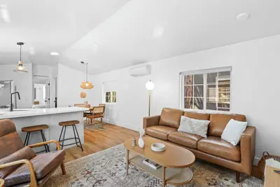 Image de Modern Cabin (Maple)