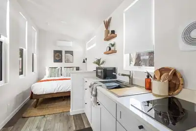Image de Tiny Home - (Koa)