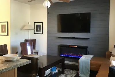 Image de Cozy 3 Bedroom Home in McDonough -20% New Listing Discount