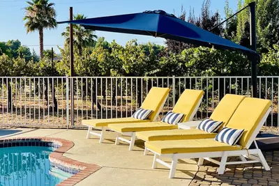 Image de Now On Vrbo! 4br on private 2 acre vineyard w/ & game house