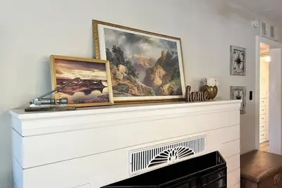 Image de Urban Cottage in the St. George Historic District close to hiking & shopping!