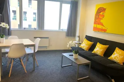 Image de 401/138 Anzac Av · Auckland City Apt  Wi-fi & possible carpark