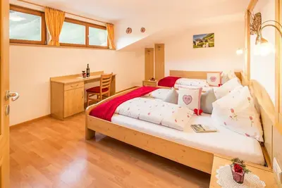 Image de Appartement \"Voppichlhof Edelweiss\" avec vue sur les montagnes, jardin partagé et Wi-Fi