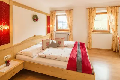Image de Appartement \"Voppichlhof Arnika\" avec vue sur les montagnes, terrasse privée et Wi-Fi