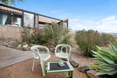 Image de Maison de campagne \"Wayra Wasi\" avec vue sur la mer, terrasses privées et Wi-Fi