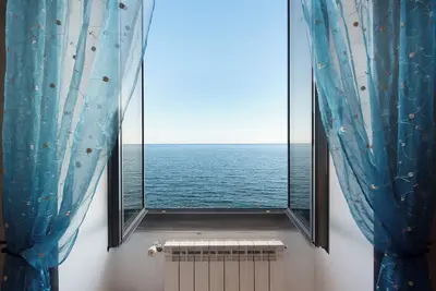 Image de Appartement 'La Finestra Sul Mare' avec vue sur la mer et Wi-Fi